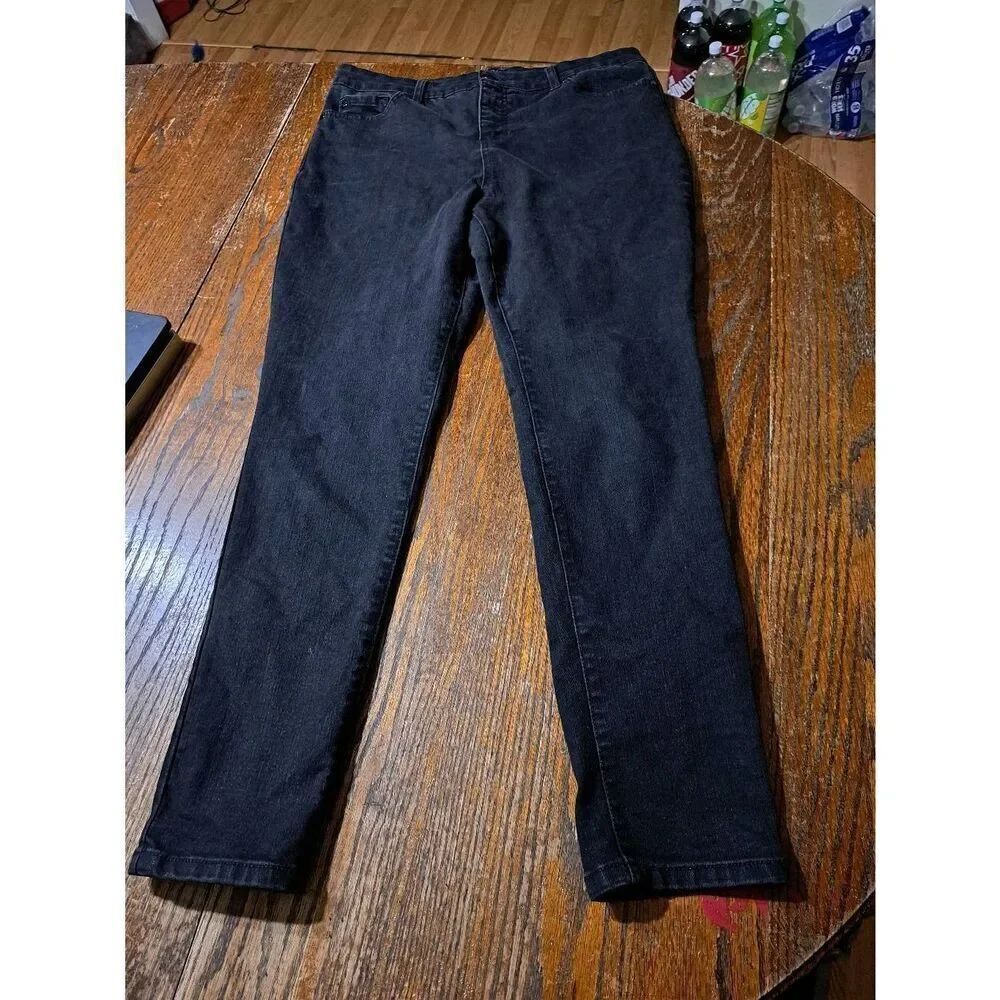 Missy Sz 12 Bandolino Mandie Skinny Black Denim Jeans Pants w Pockets Belt Loops